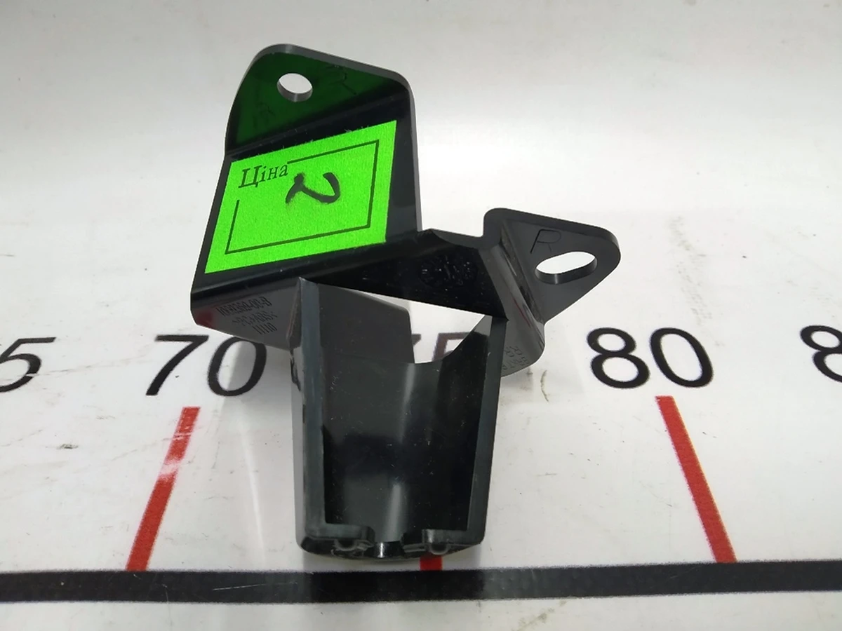 2 Кронштейн карти дверей задньої правої пластиковий Tesla model S, model S REST