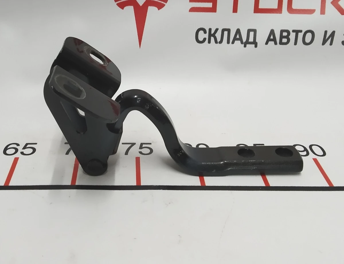 2 HINGE AND REINFORCEMENT PLATE ASSY RH Tesla model X 1138283-00-A