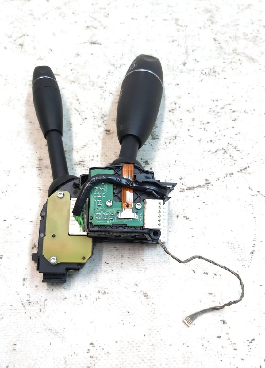 Переключатель поворота, мощности фар, автопилота, круиз-контроля, стеклоочистителей Tesla model S 1008471-00-A