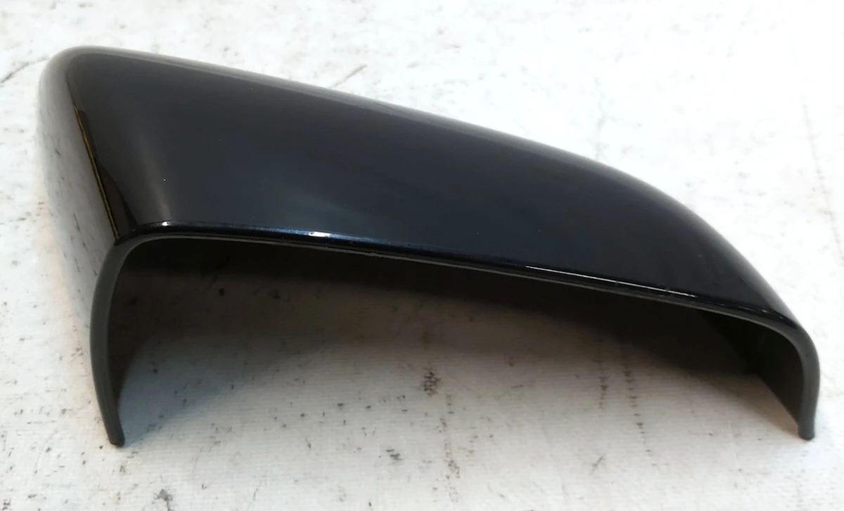 6 Накладка дзеркала зовнішнього правого верхня (шкаралупа) PBSB із пошкодженням Tesla model S, model S REST 1010104-00-A