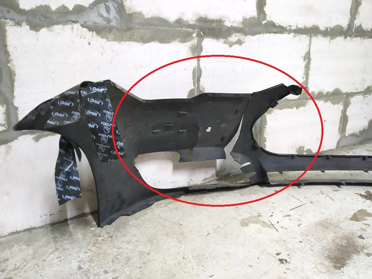 1 Бампер передній без парктроників PBSB (з пошкодженням) Tesla model S 1068758-00-A