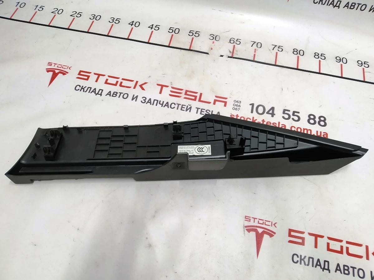 11 Облицювання багажника ліва (під полицю) Tesla model S, model S REST 1016334-00-E