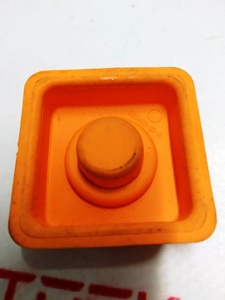 Ізолятор основний високовольтної батареї (гумовий) Tesla model S, model S REST, model X 1010405-00-A