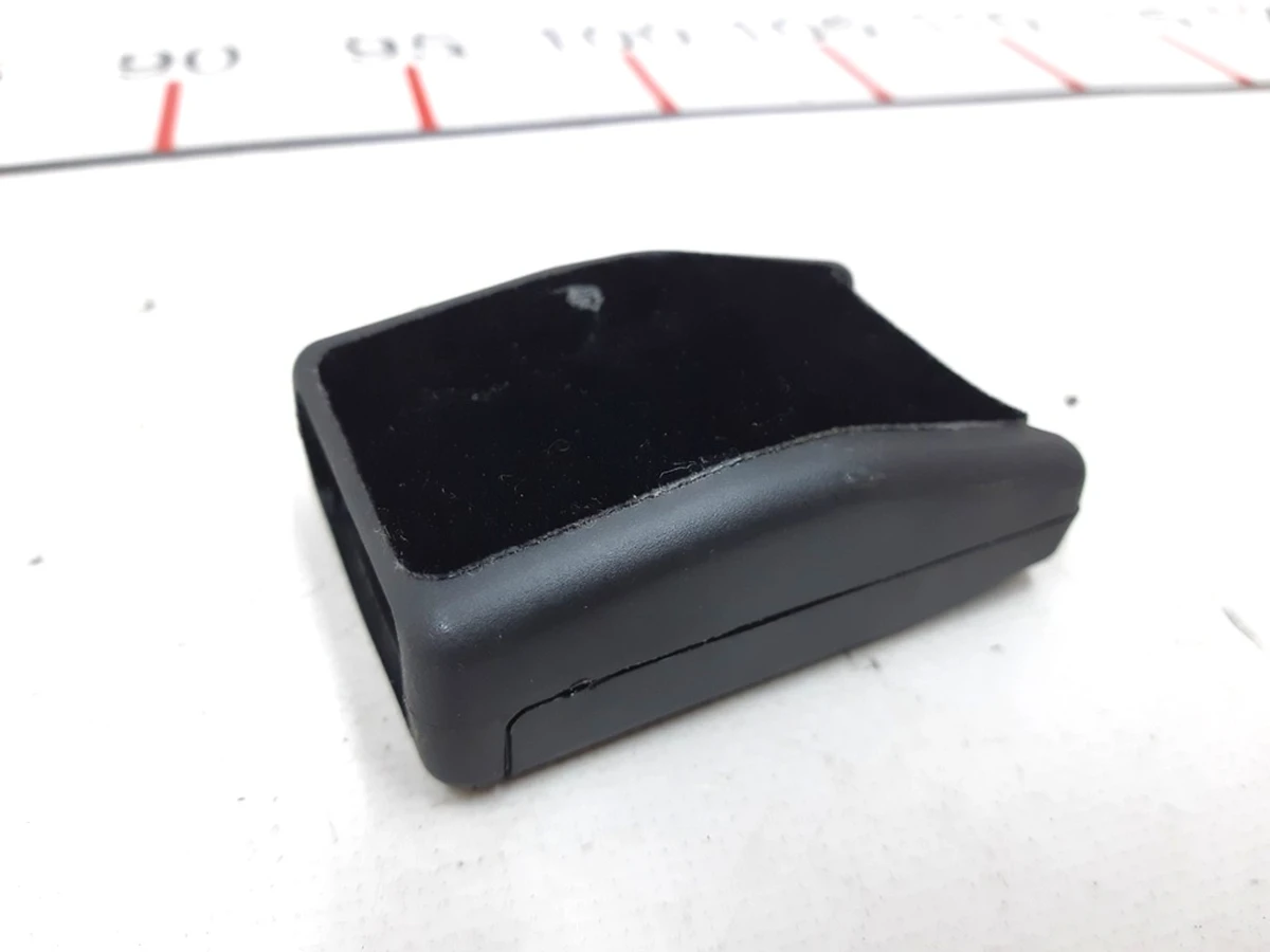 3 Seat belt igniter housing plastic Tesla model X S REST 1011544-05-A