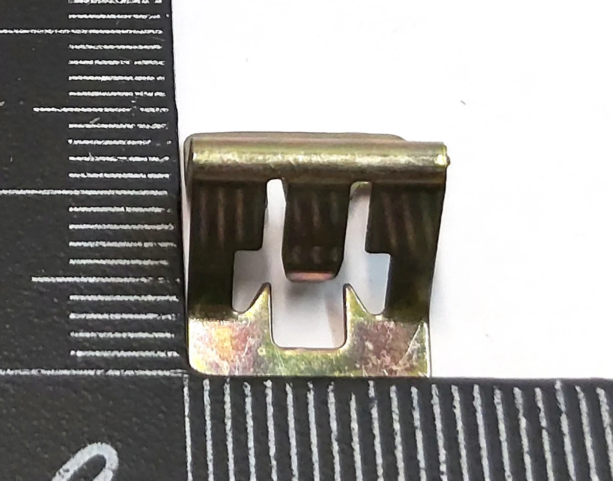 Кліпса 6MM SLT, 1.5-3.5 GRIP, STL Tesla all models 1011978-00-A