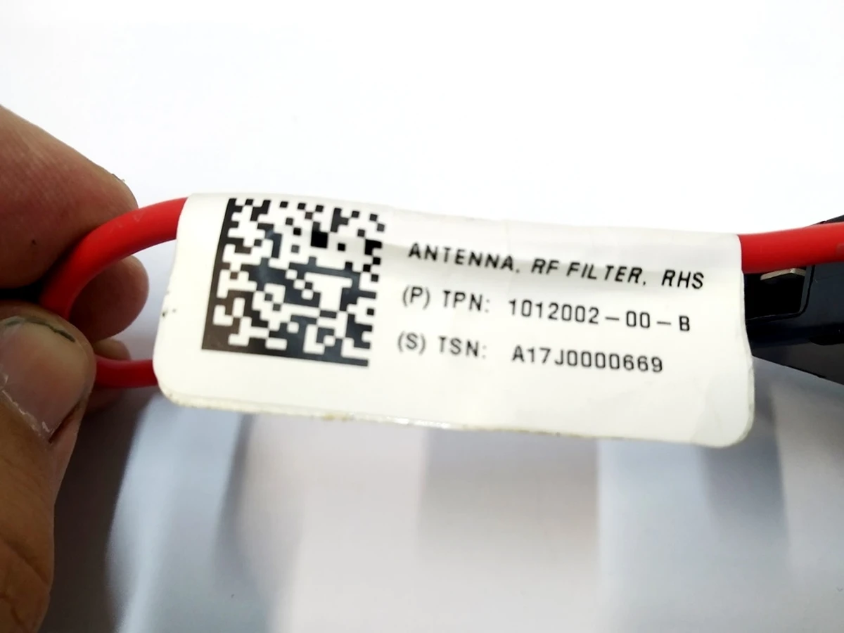 3 Антенна радио фильтр RHS 2D Tesla model S, model S REST, model X 1012002-00-B