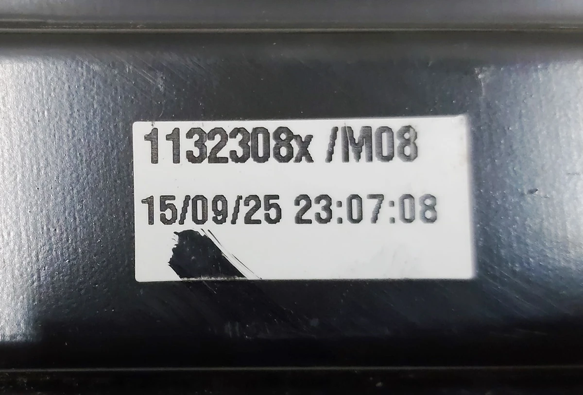 4 Санки пасажирського сидіння в зборі без електроприводу Tesla model S FSBR23644