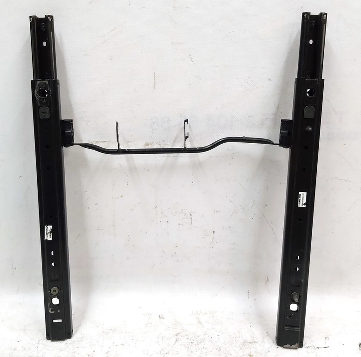 4 Санки пасажирського сидіння в зборі без електроприводу Tesla model S FSBR23644