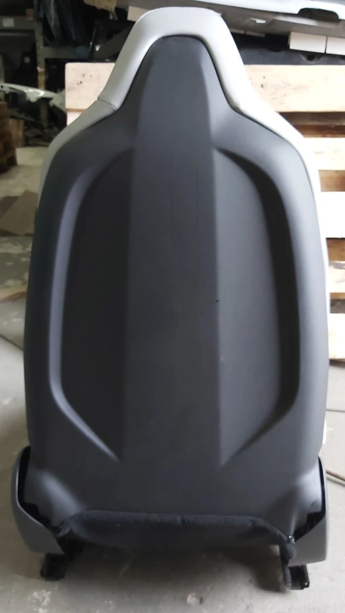 3 Сидіння водить в зборі (без під.безоп датч.присут. БУ поклад)