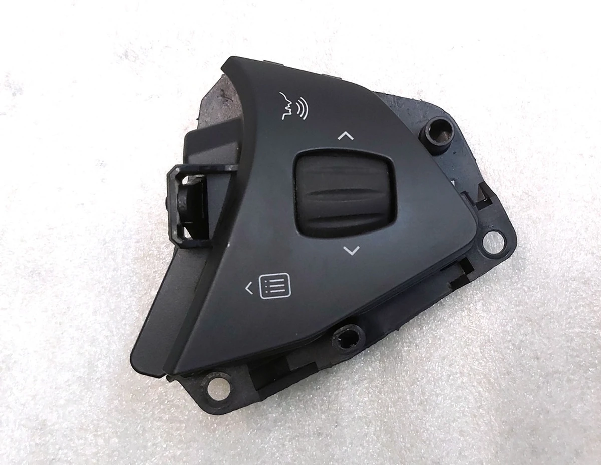 1 Кнопка перемикання (на кермі) права некондиція Tesla model REST, model X 1013242-00-H