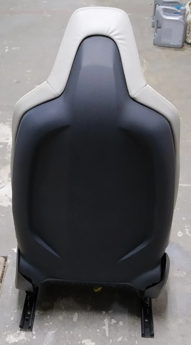 4 Сиденье пассажирское в сборе (без подушки безопасности и датчика присут.) PERF GRAY (GEN 1, узкий подголовник, без кармана) Tesla model S 1013399-04-A