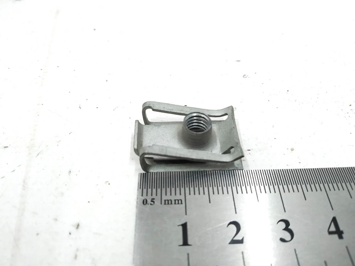 4 Скоба M6 0.5-3.0 MULTITHREAD Tesla Model S REST, Model X, Model 3 1013802-00-B