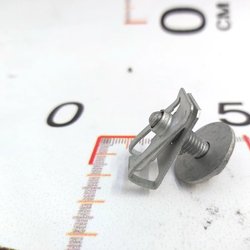 13 Скоба M6 0.5-3.0 MULTITHREAD з болтом M6-1.00X20 Tesla all models (крім Model Y Feb 2025) 1013802-00-B