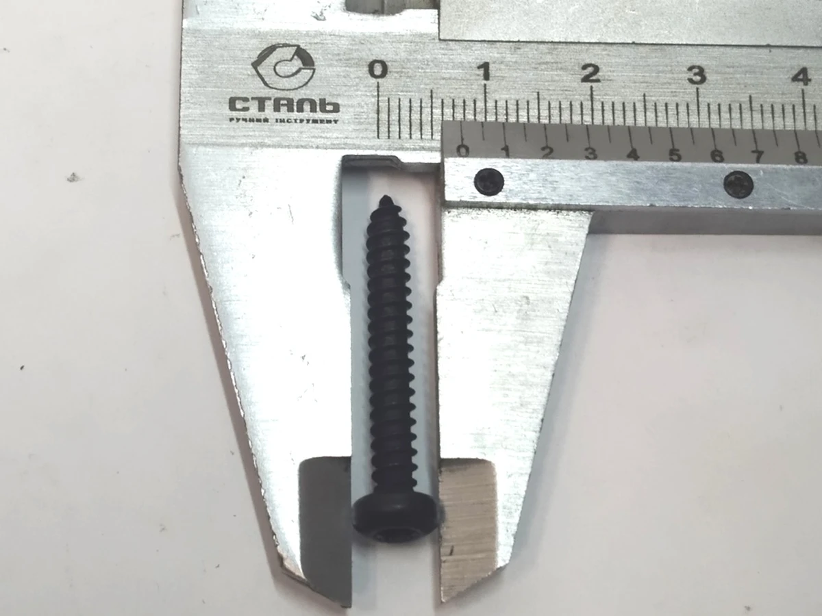 4 Болт TORX, SOCKET, M4.2x29 Tesla Model S, Model S REST 1013810-00-A