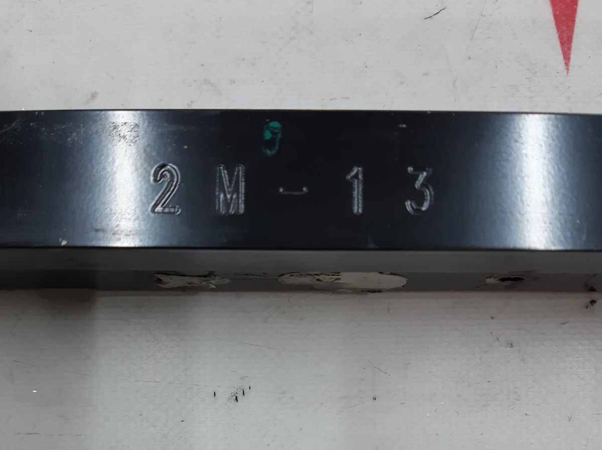 Планка притискна основної батареї Tesla model X S REST 1014153-2M-13