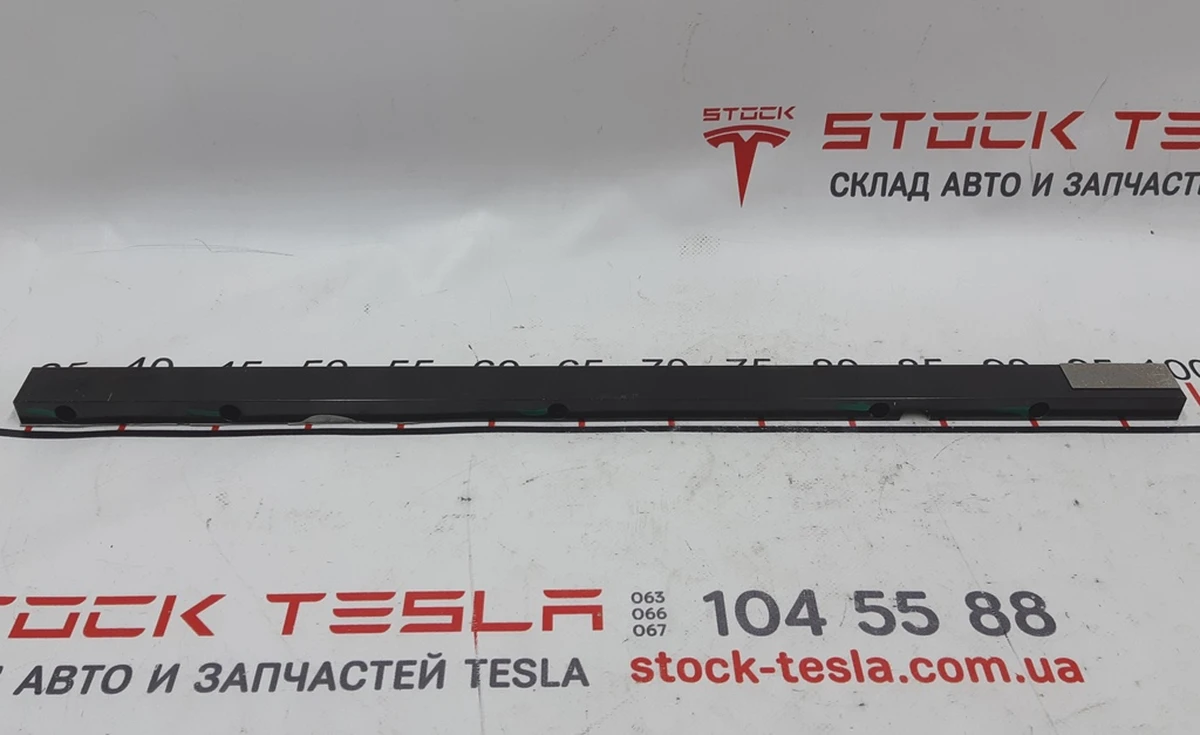 Планка притискна основної батареї Tesla model X S REST 1014153-9UL-22