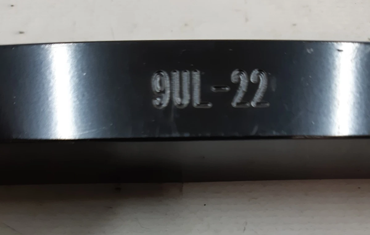 Планка притискна основної батареї Tesla model X S REST 1014153-9UL-22