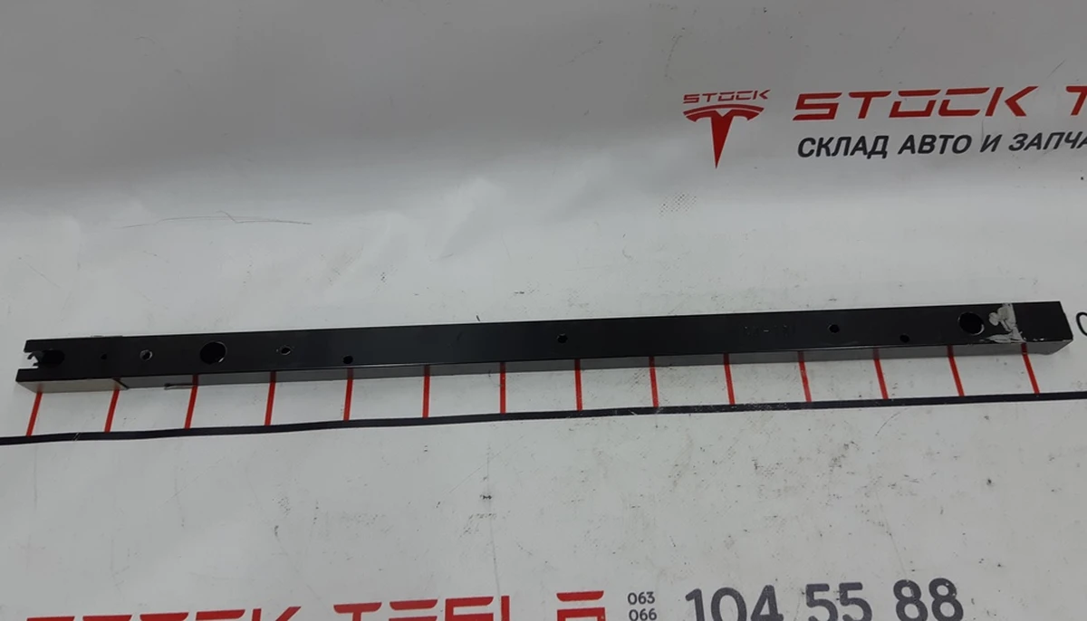 Планка притискна основної батареї GU-10 Tesla model X S REST 1014153-GU-10