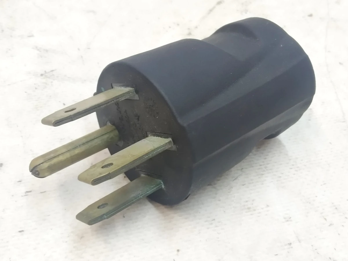 6 ASY,UA,250V1,050A,ADPTR,TMC001toUSN14-50 (oxidation) Tesla Model S, Model S REST, Model X 1014324-00-E