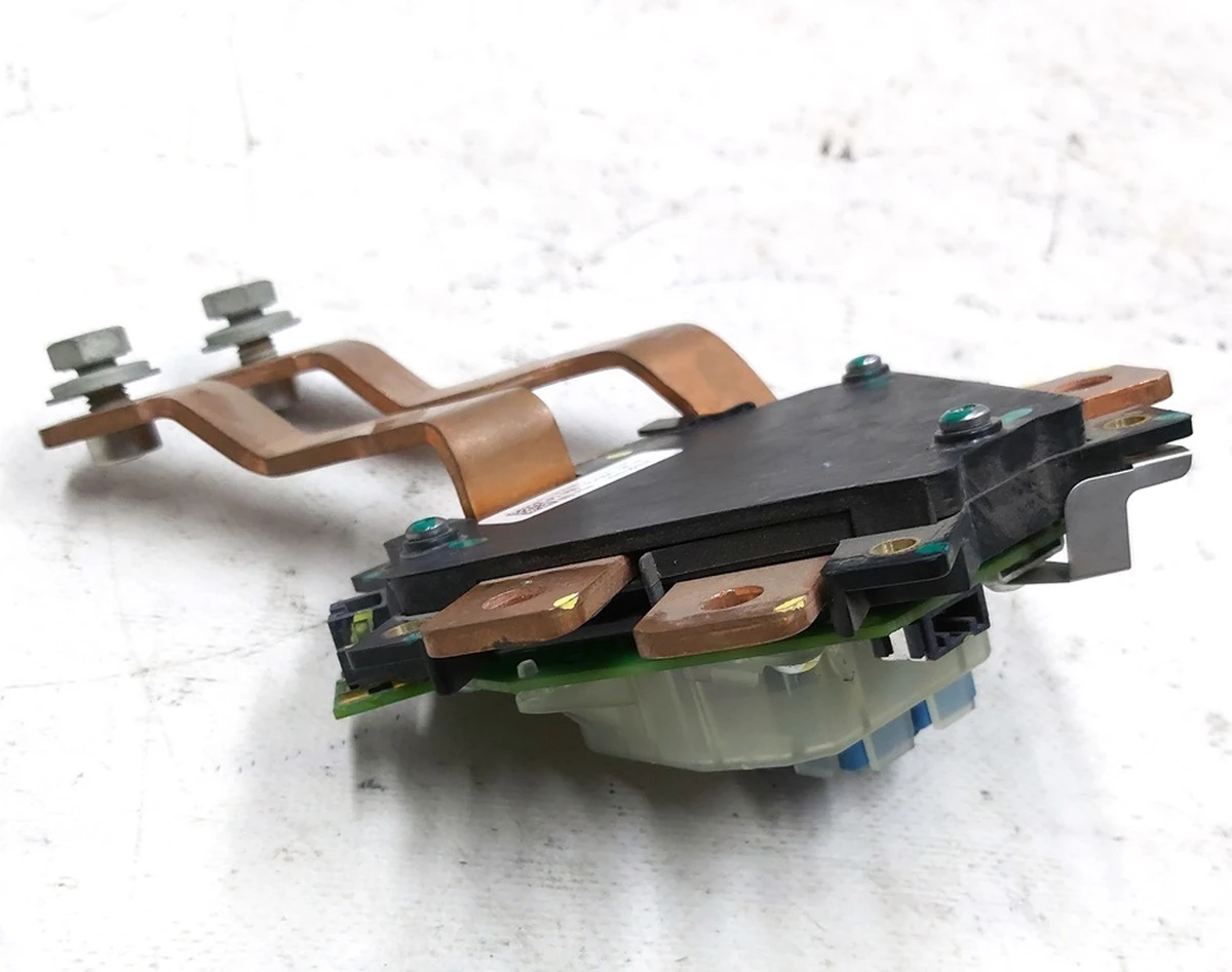 Шина високовольтна інвертора двигуна відновлена ​​Tesla model S, model S REST 6009072-00-A