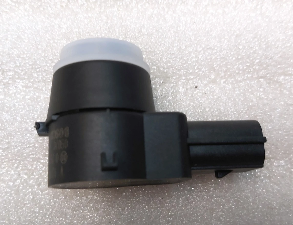 1 Датчик парктроніки (8 датчиків система PARK ASSIST) GRAY Tesla model S 1014388-00-A