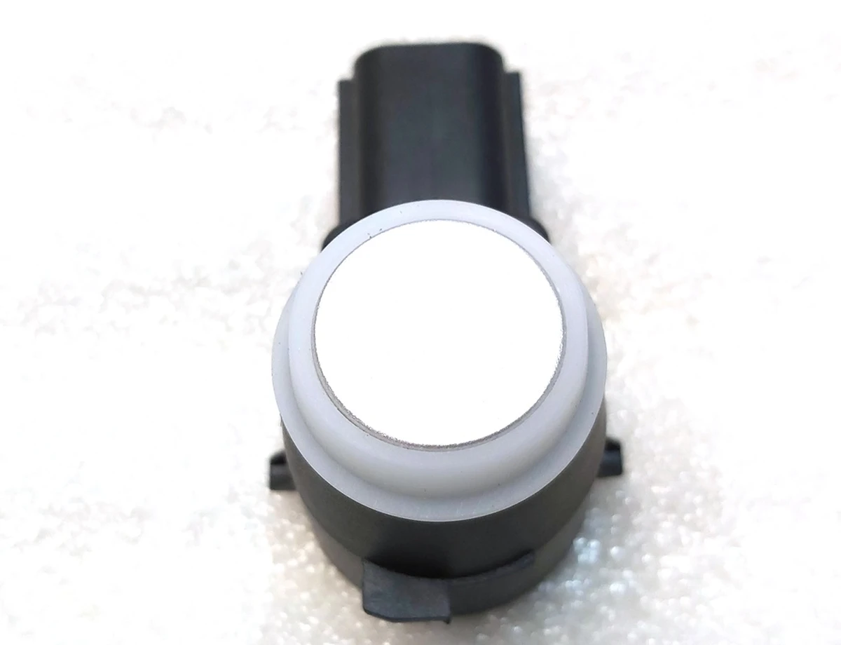 1 Датчик парктроніка (8 датчиків система PARK ASSIST) SILVER Tesla model S 1014388-00-A