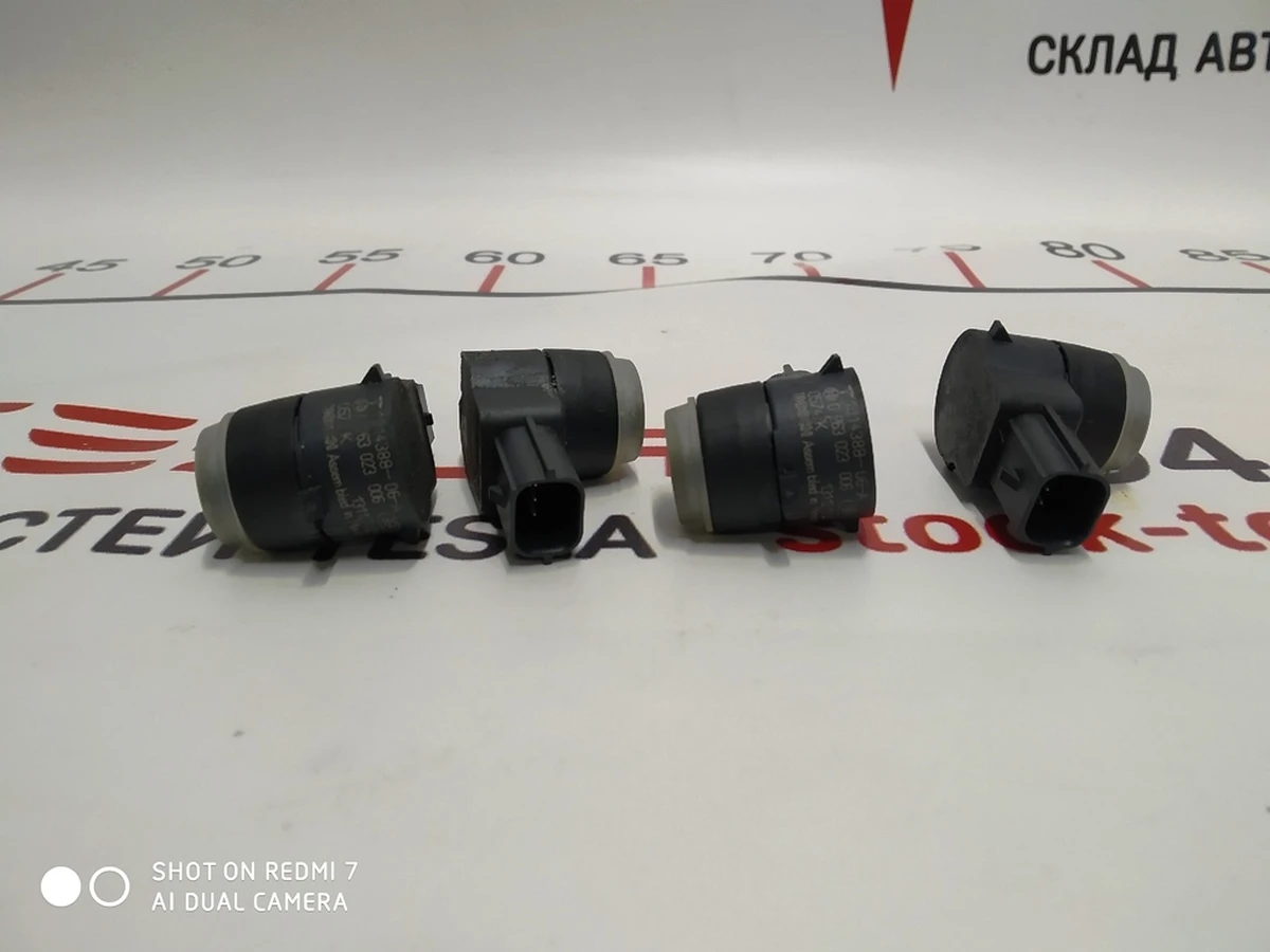 1 Датчик парктроніка S5 S6 S7 S8 (8 датчиків система PARK ASSIST) Tesla model S 1014388-00-A