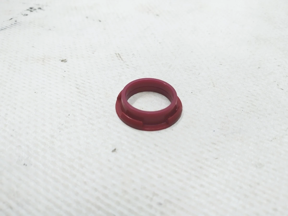 3 Кольцо уплотнительное датчика парктроника рельефное (RED) Tesla model X 3 S REST 1014395-00-A