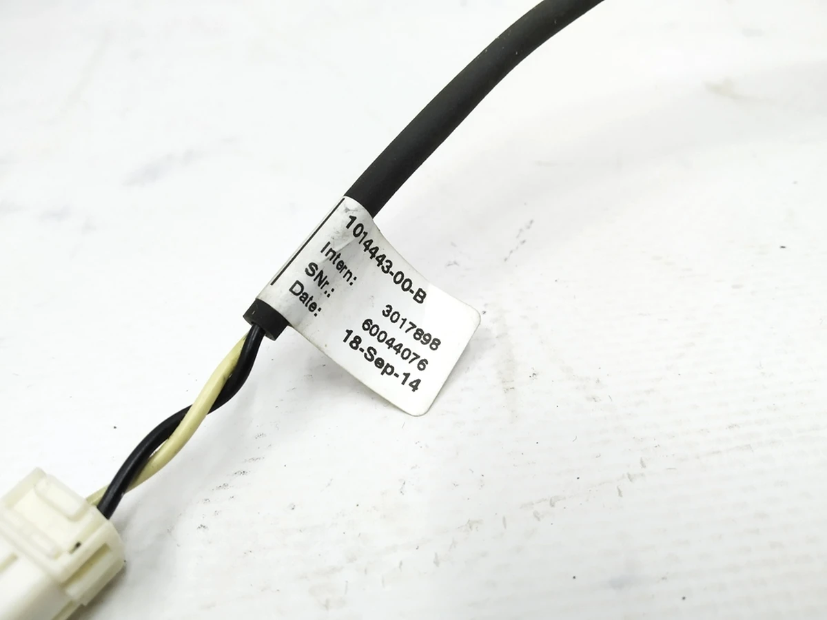 Panoramic sunroof pressure sensor Tesla model S 1039448-00-C