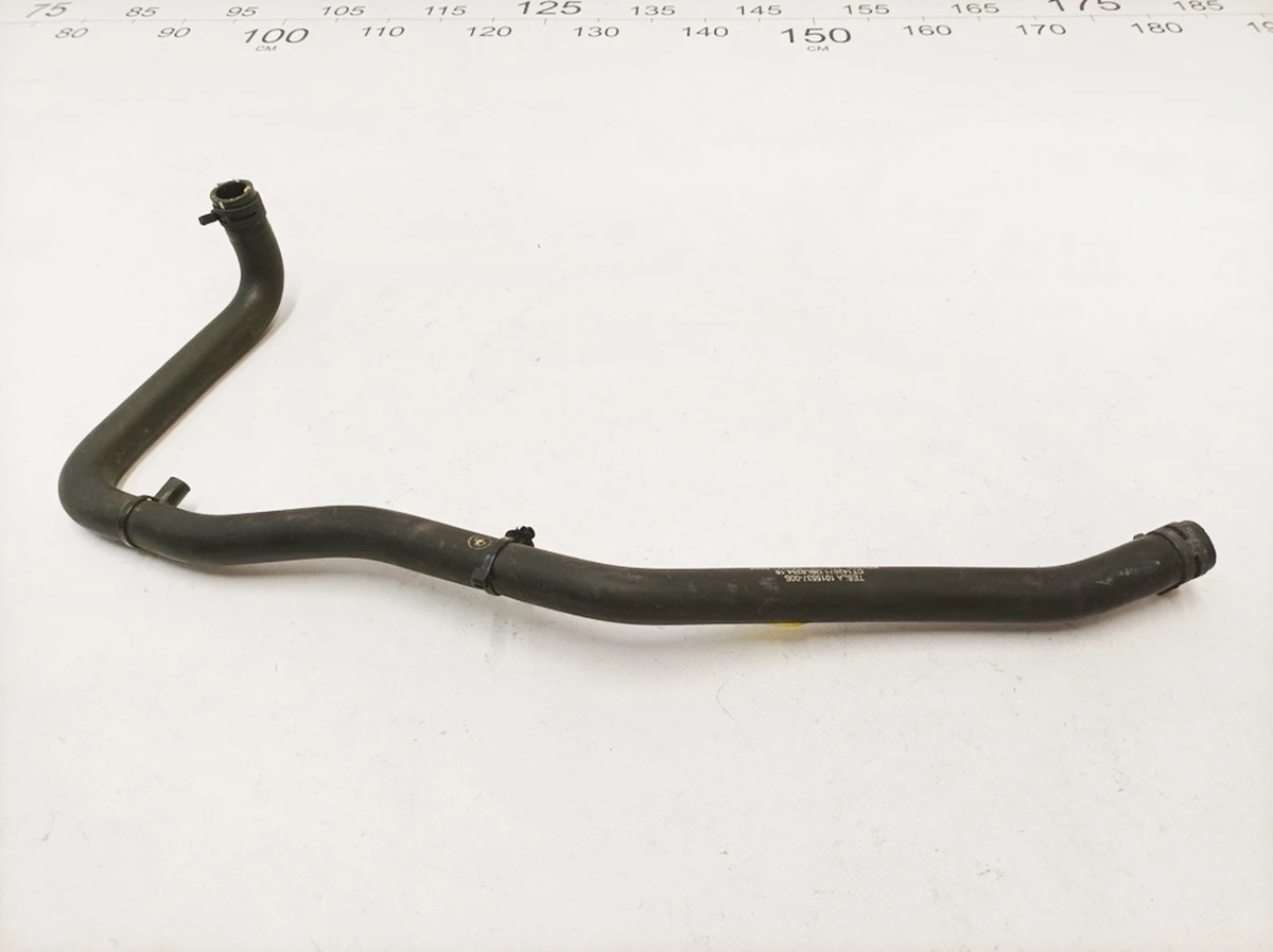 Шланг системы охлаждения Mercedes B-Class A2425010282