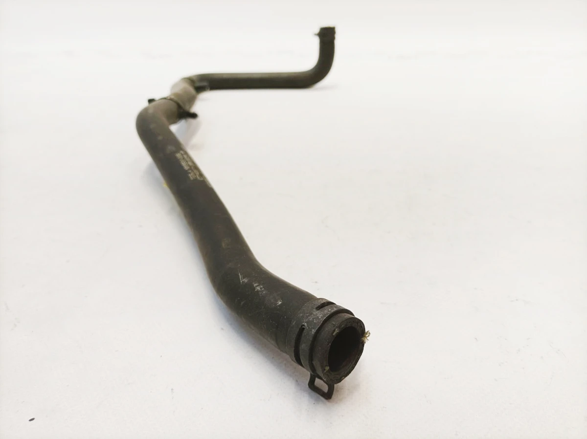 Шланг системы охлаждения Mercedes B-Class A2425010282