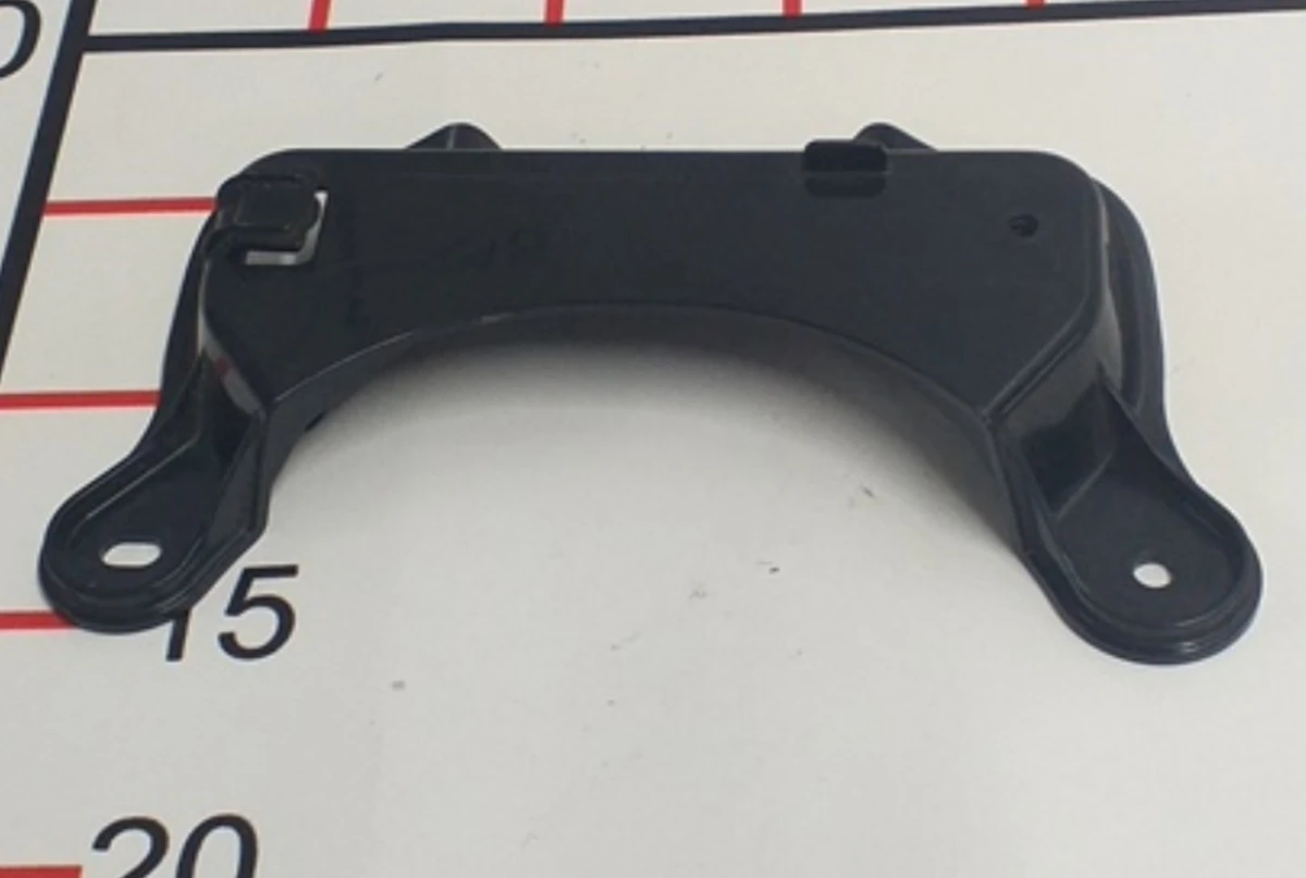 5 Кронштейн кріплення антени пасивного доступу Tesla model S, model S REST 1015865-00-A