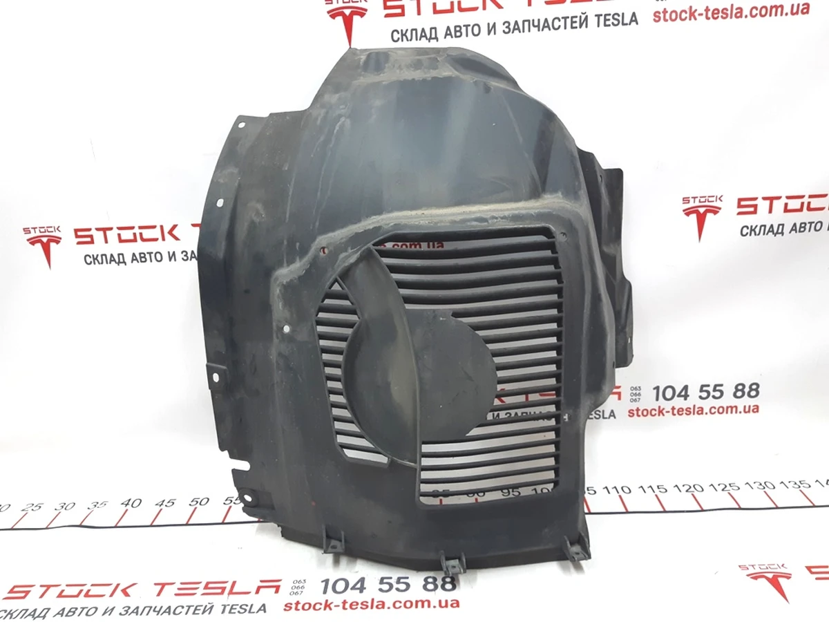 8 Підкрилок передній правий передня частина RWD із пошкодженням Tesla model S 1020471-00-E