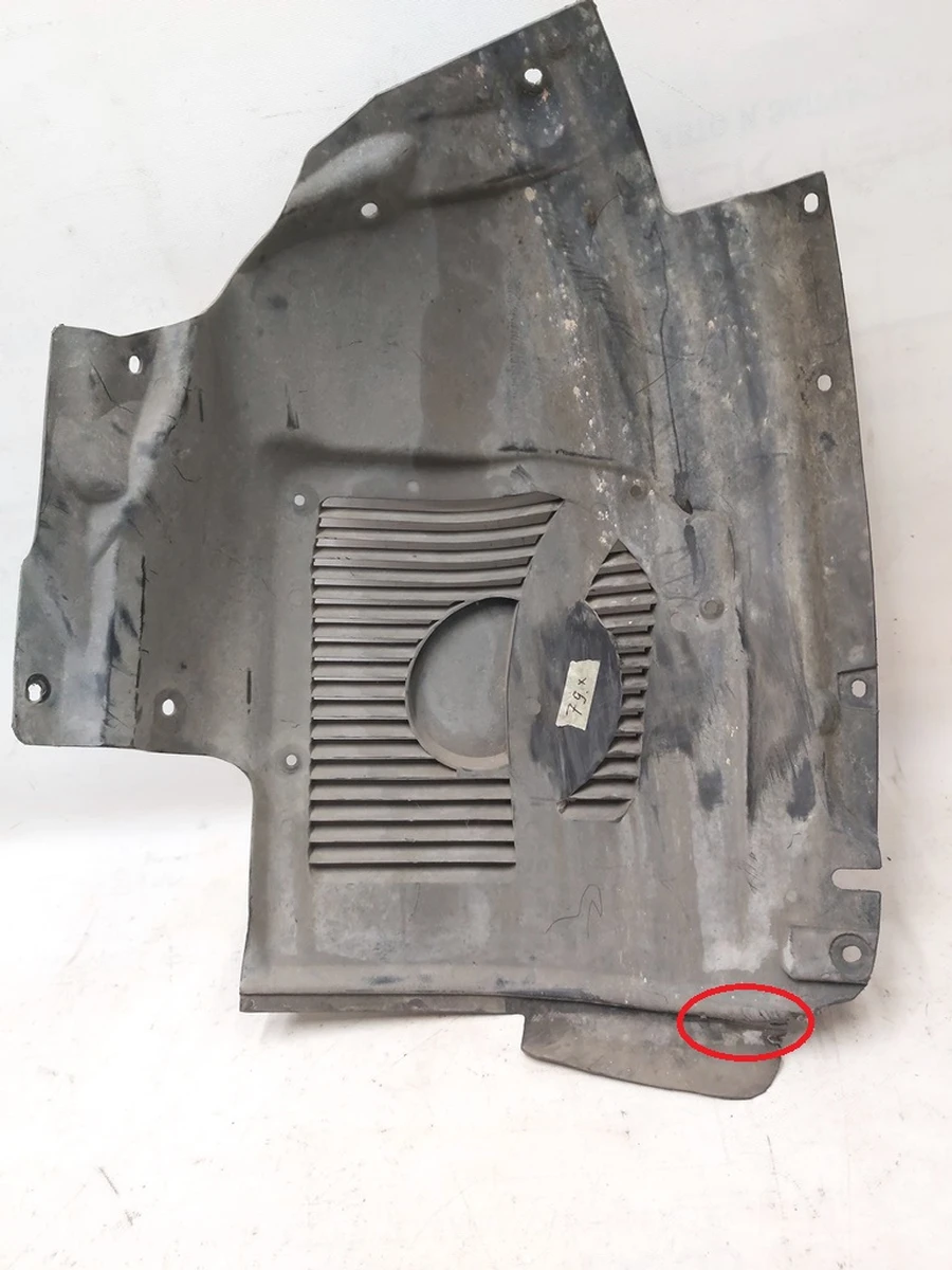 8 Подкрылок передний правый передняя часть RWD с повреждением Tesla model S 1020471-00-E