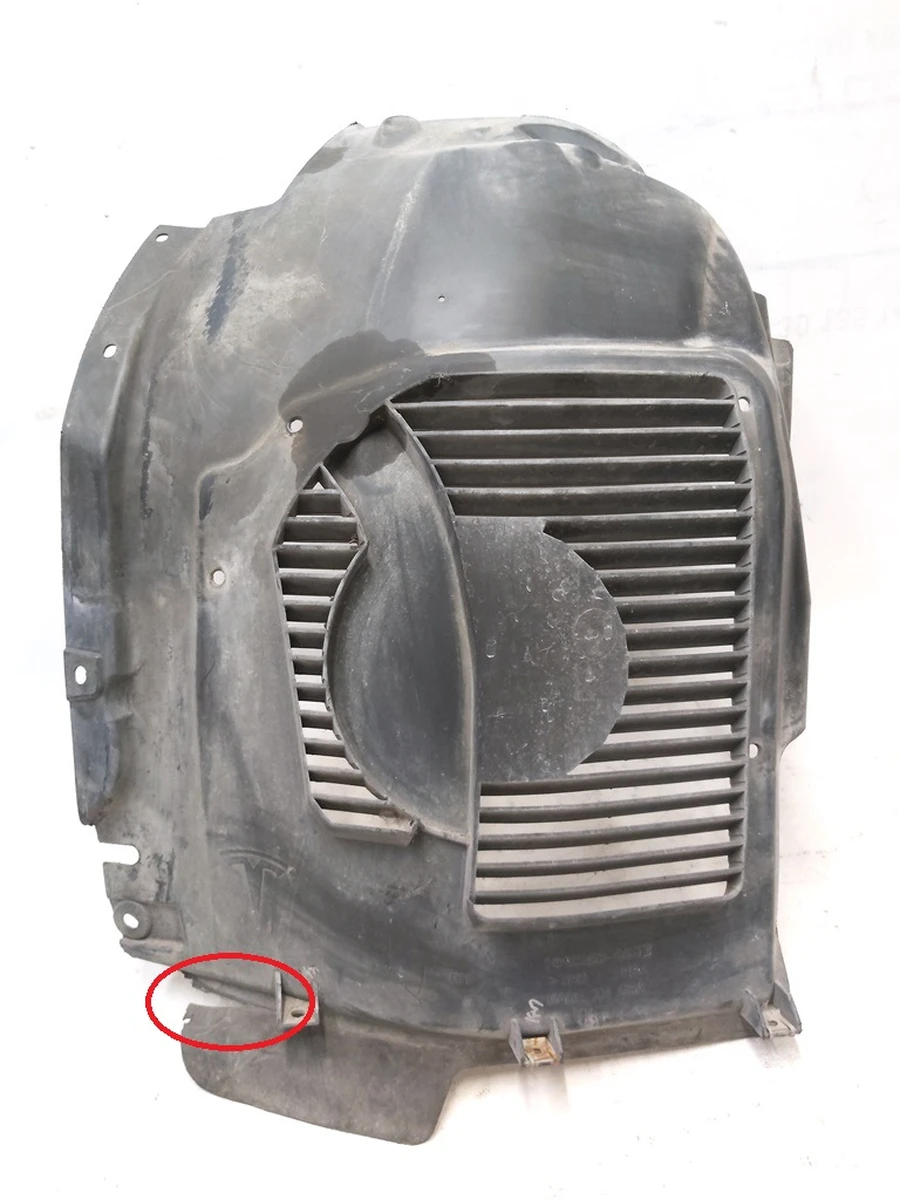 8 Подкрылок передний правый передняя часть RWD с повреждением Tesla model S 1020471-00-E