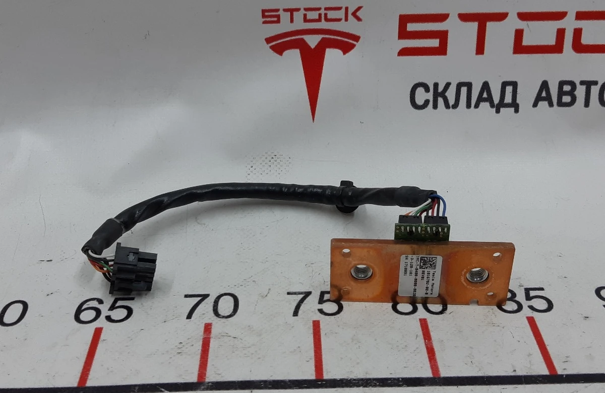 13 Шунт высоковольтной батареи REV01 Tesla model S 1016792-00-B