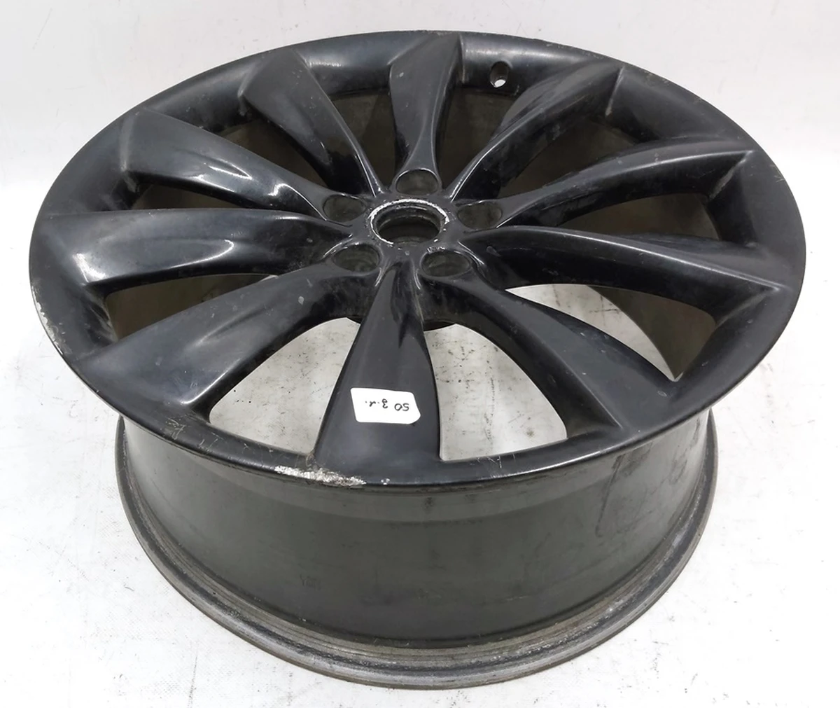 1 WHEEL, 21x9.0J - BLACK TURBINE with damage Tesla model S 1017337-00-B