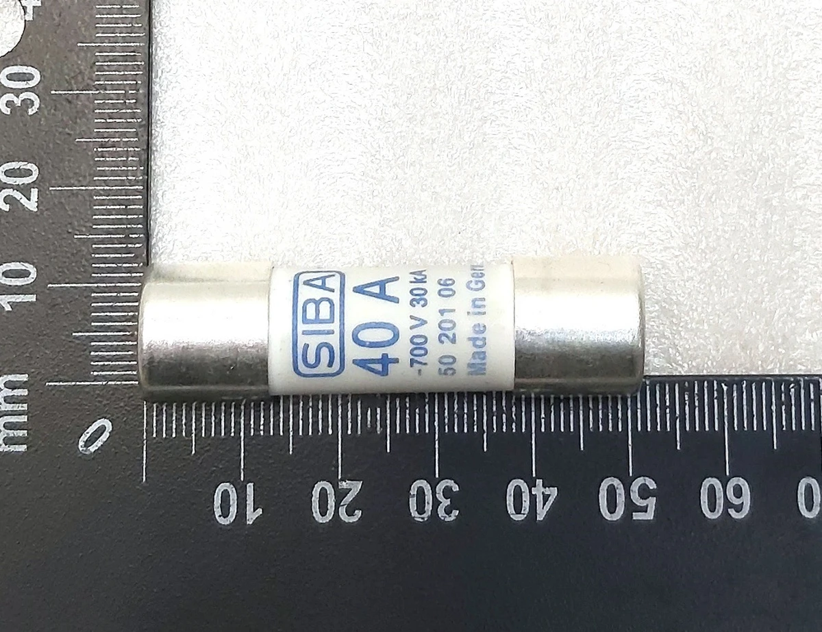 FUSE,FAST,40A,700VAC/DC,14MM X 51MM Tesla Model S 1019010-00-A