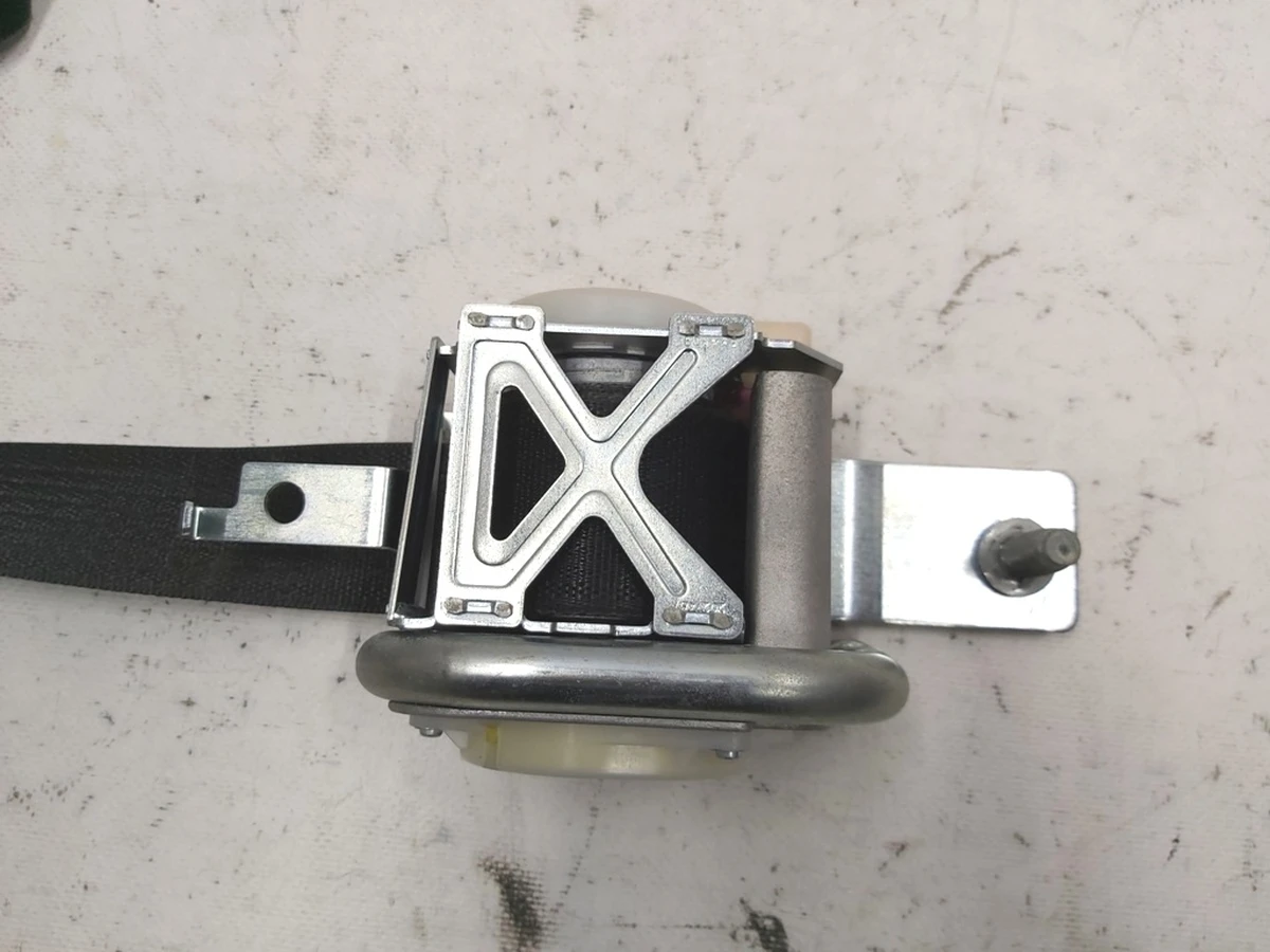 1 Ремінь безпеки передній водійський (USA) Tesla model S, model S REST 1019468-03-C