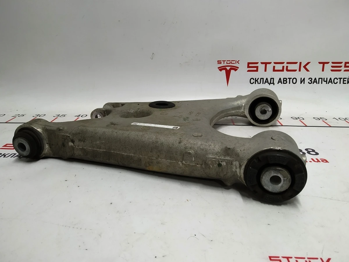 1 Важіль нижній задній правий лівий Tesla model S, model S REST 1021416-00-D