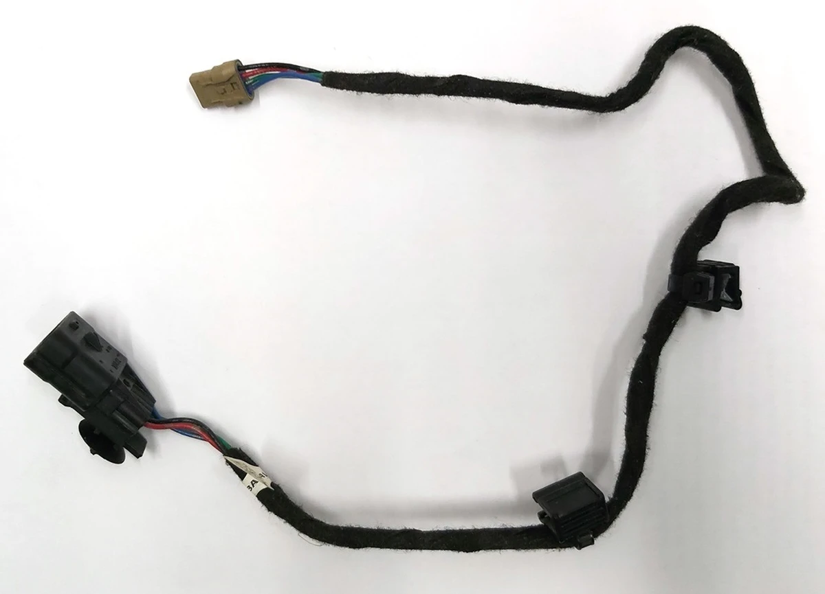 23 Wiring harness for outer rear left right handle mechanism GEN 2.0 Tesla model S, model S REST 1021599-00-C