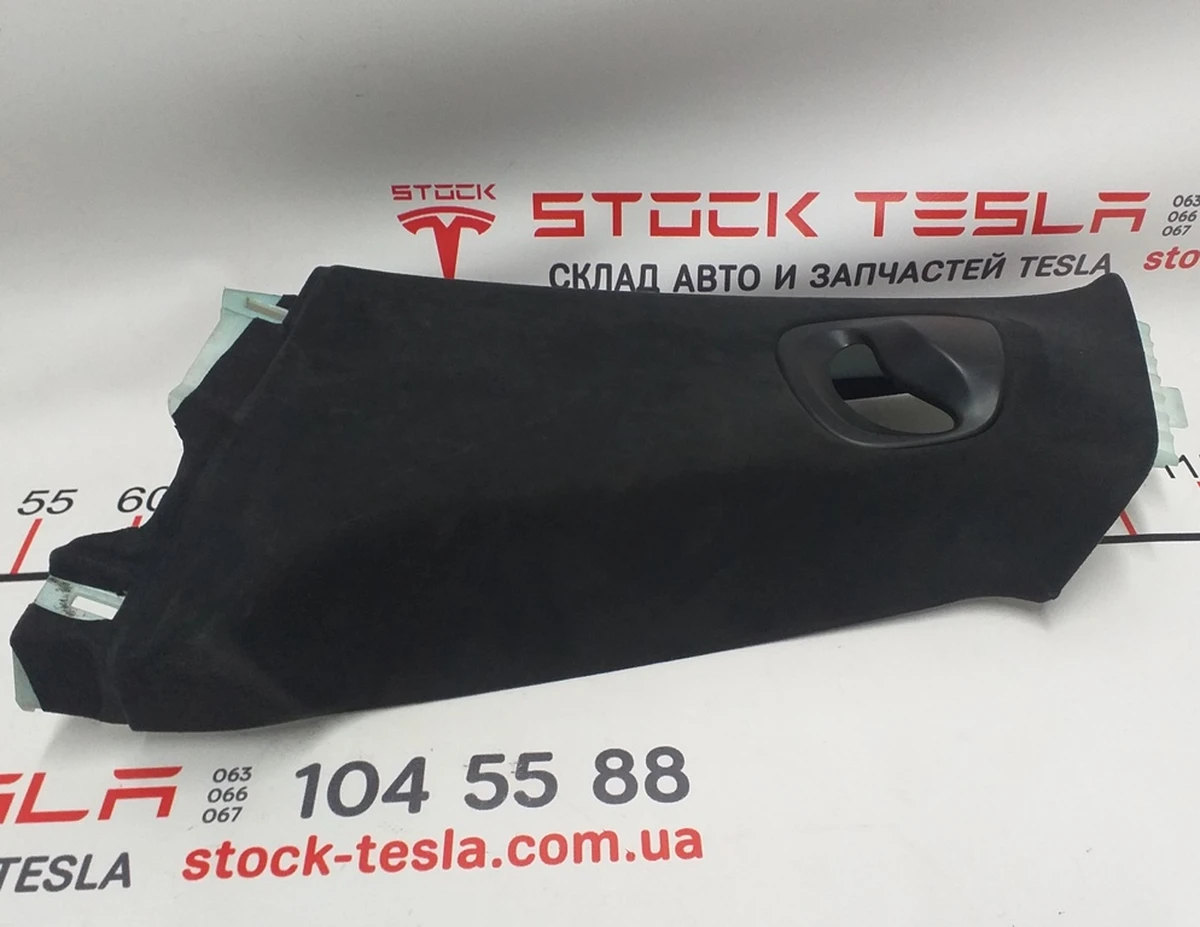 15 Облицовка стойки B верхняя левая черный Alcantara Tesla model S, model S REST 1021612-02-A