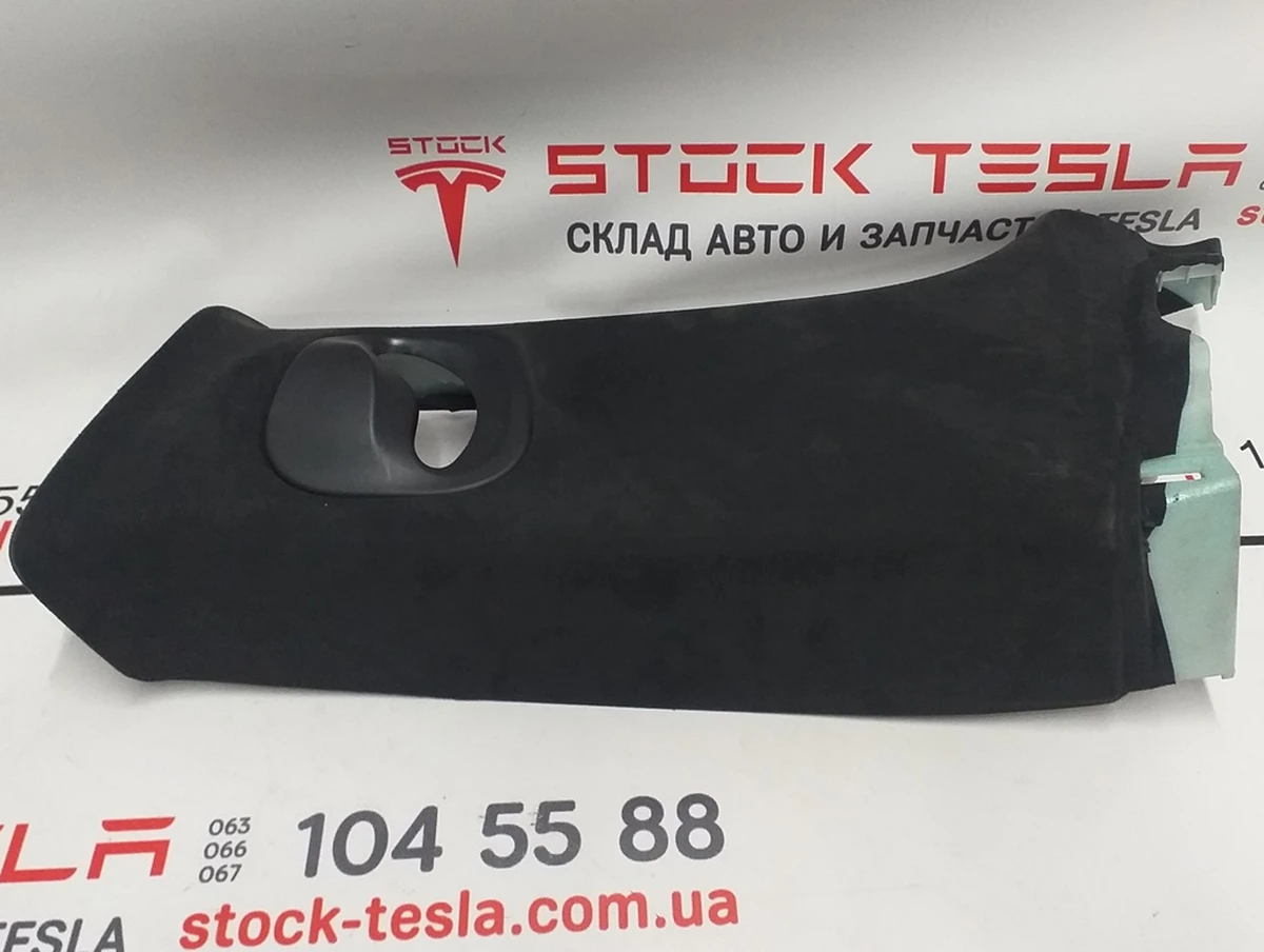 15 Облицовка стойки B верхняя левая черный Alcantara Tesla model S, model S REST 1021612-02-A