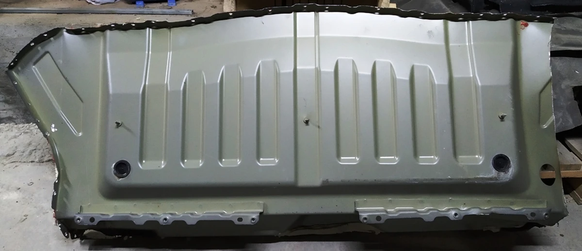 1 Задня кишеня кузова (дефект обрізана) Tesla model S 1021720-S0-A