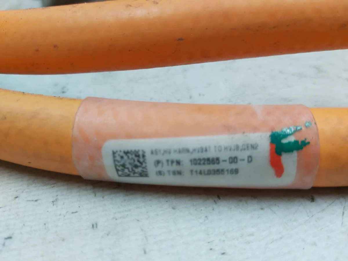 3 Проводка основної батареї задній джаншен бокс GEN2 із пошкодженням Tesla model S 1022565-10-F