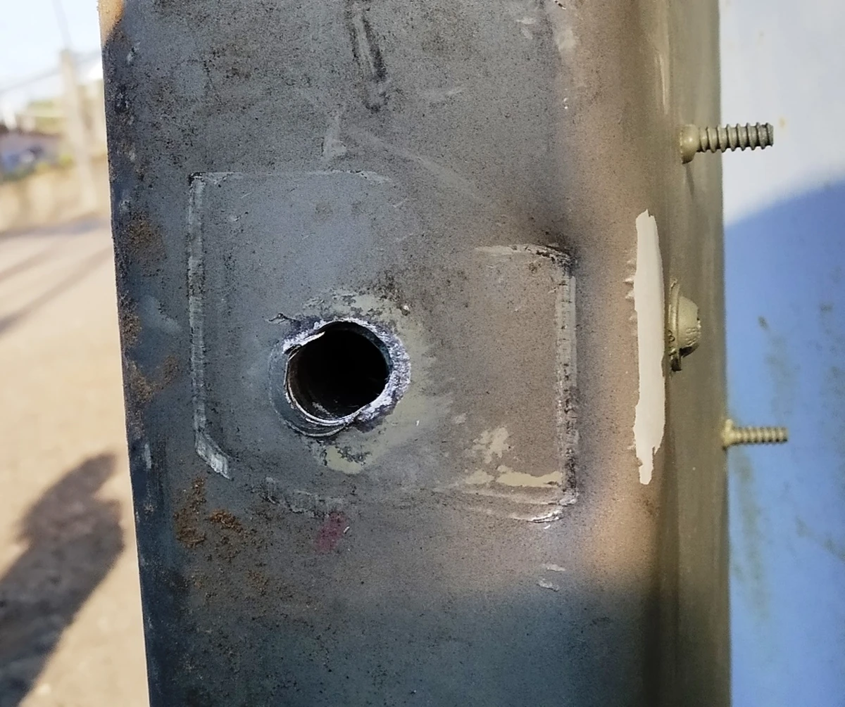 18 Четверть передняя правая лонжерон AWD (деформирована закладная гайка) Tesla model S, model S REST 1022597-S0-L