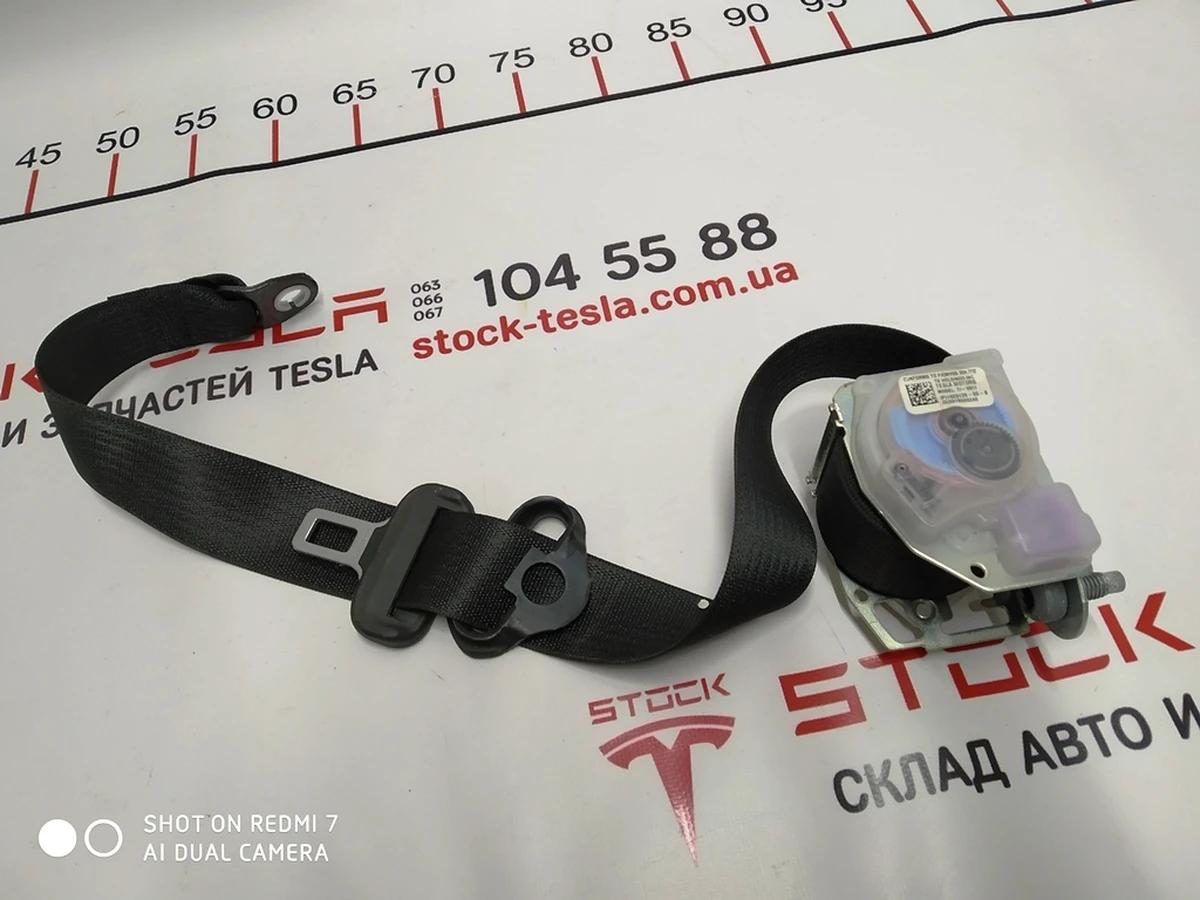 1 Ремінь безпеки 2-го ряду сидінь лівий правий BLACK Tesla model S 1023136-00-B