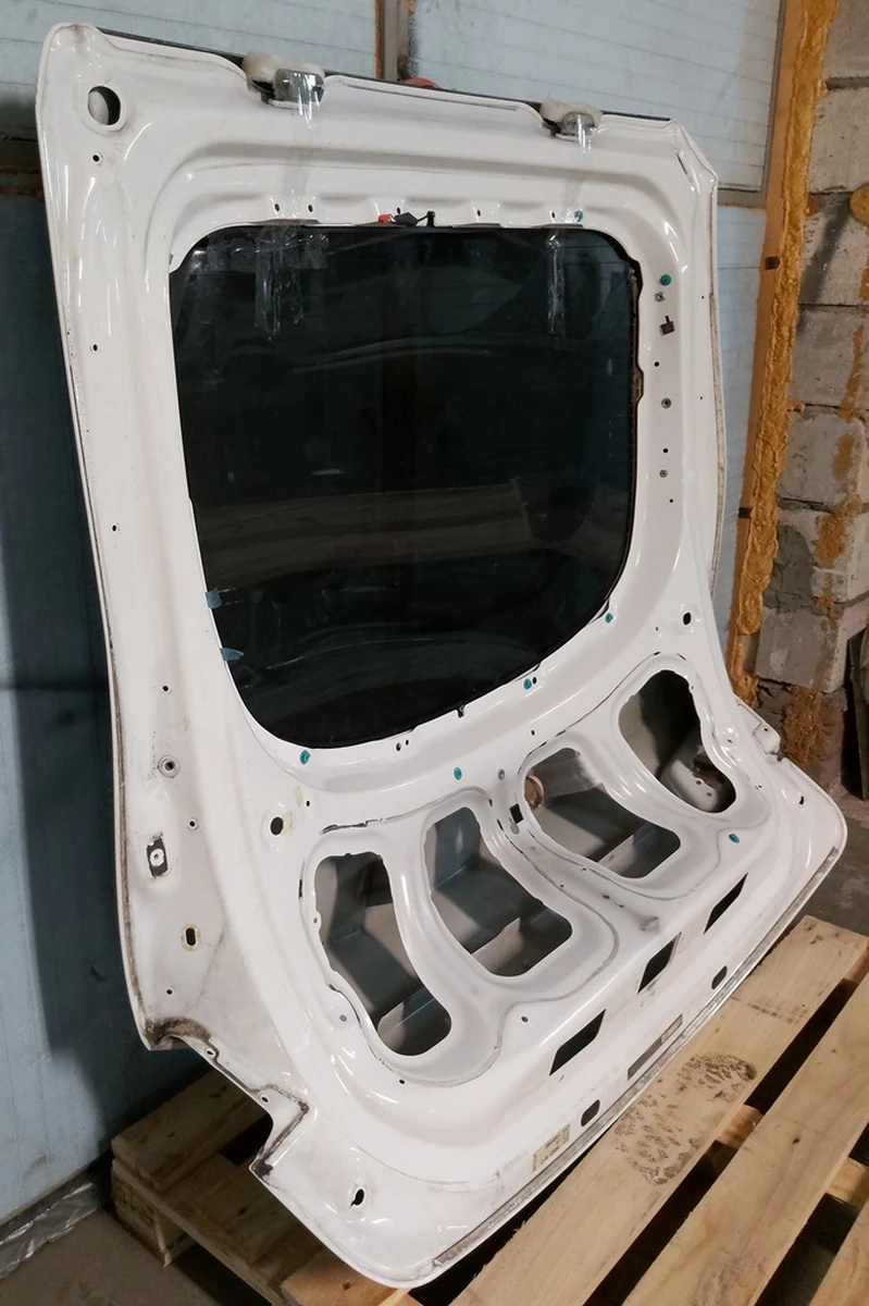 7 Крышка багажника ляда PBCW в частичном сборе Tesla Model S, Model S REST 1023722-E0-A