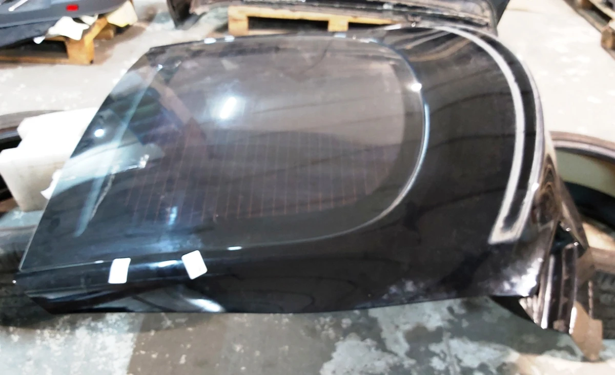 7 Кришка багажника (ляда) метал PBSB із пошкодженням Tesla model S, model S REST 1023722-E0-A