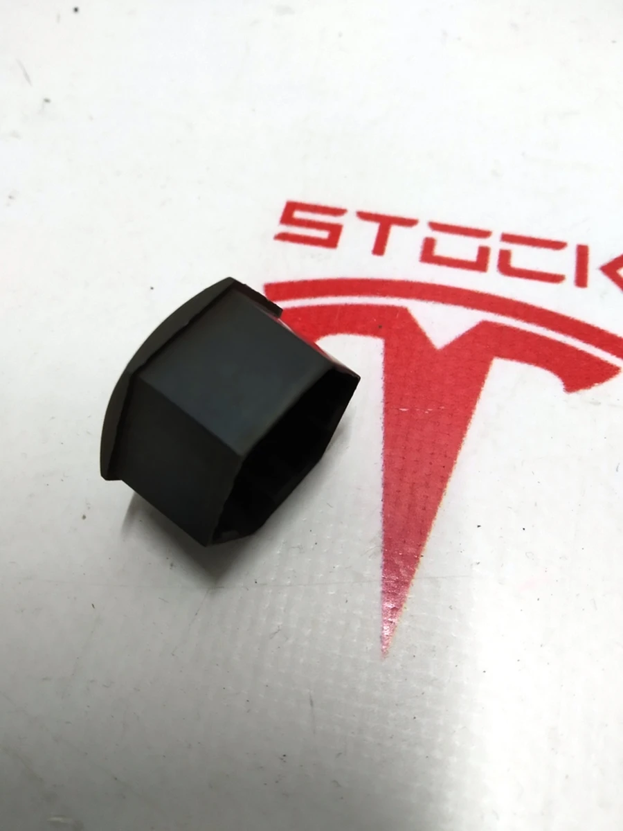 9 Колпачек колесной гайки черный короткий пластик Tesla model S REST, Tesla model X, Tesla model 3 1023838-00-A
